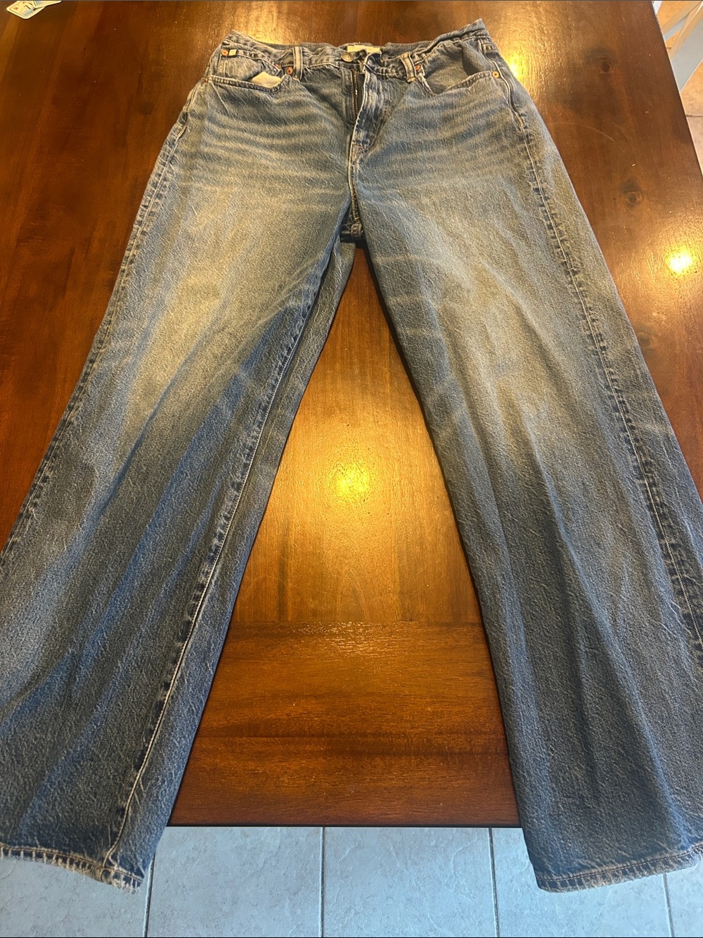American Eagle AE77 Stovepipe Jeans Women's Size 12 Light Wash Wide Leg